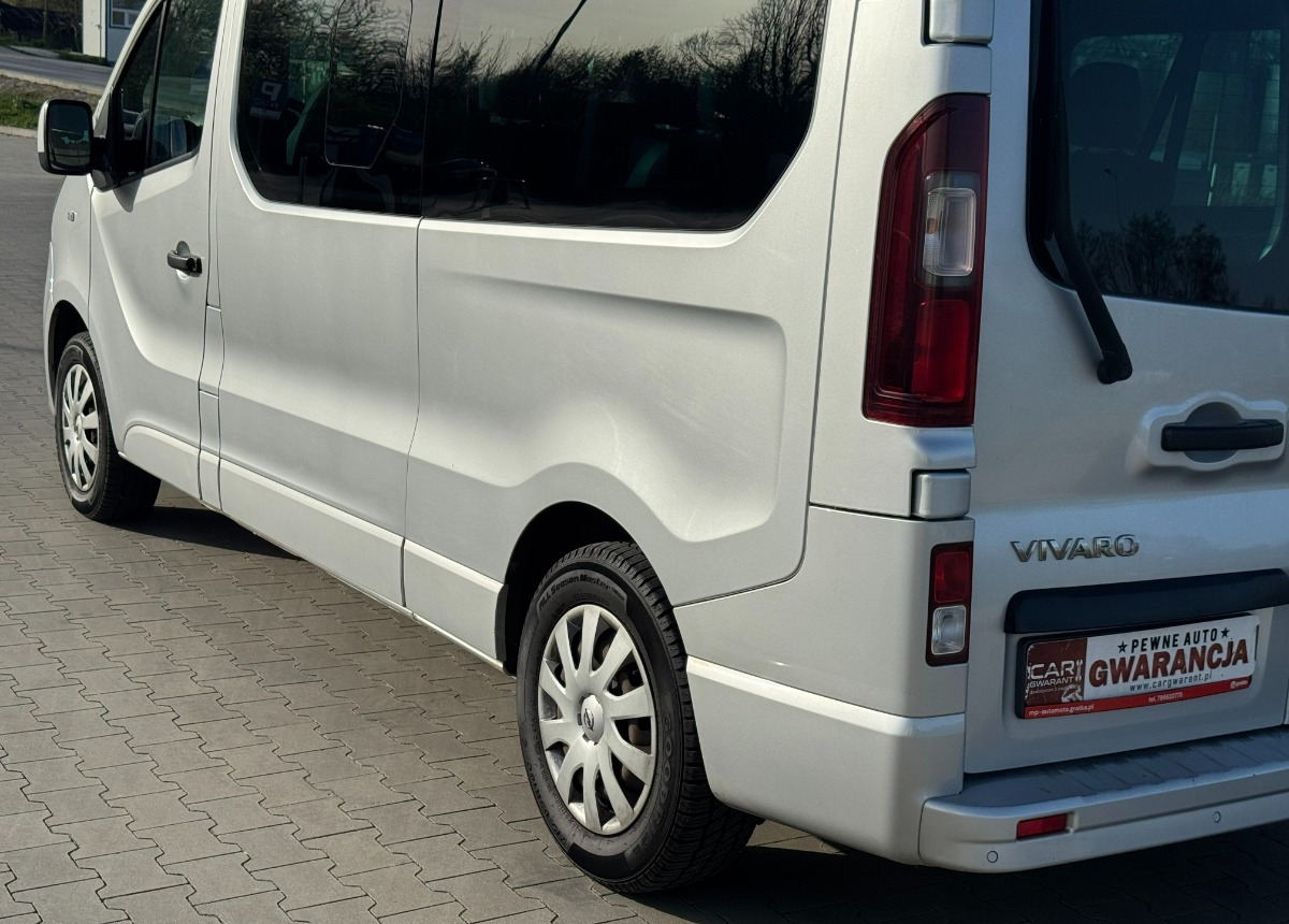 Opel Vivaro 2019 rok 9 osobowy nawiewy tylne Bezwypadkowy Niski przebieg FV23 — crédit-bail Opel Vivaro 2019 rok 9 osobowy nawiewy tylne Bezwypadkowy Niski przebieg FV23: photos 20
