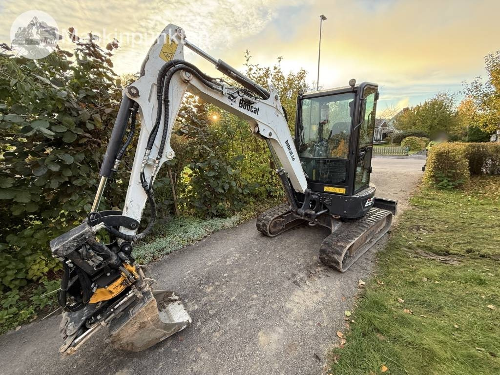 Bobcat E 27 + Släp - Mini pelle: photos 1 Bobcat E 27 + Släp - Mini pelle: photos 1
