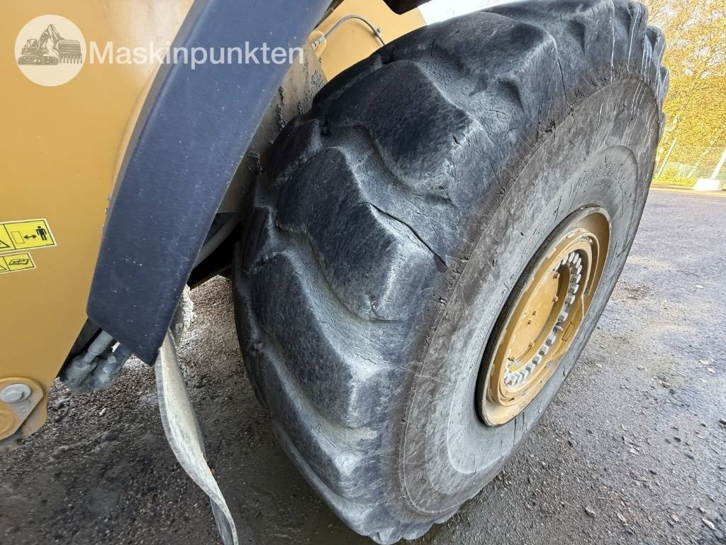 Chargeuse sur pneus CAT 980: photos 16