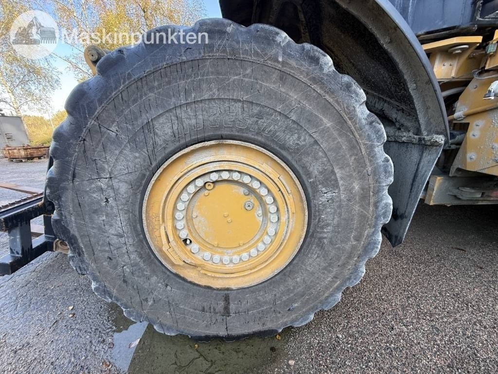 Chargeuse sur pneus CAT 980: photos 9