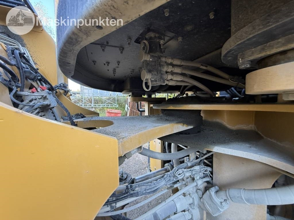 Chargeuse sur pneus CAT 980: photos 23