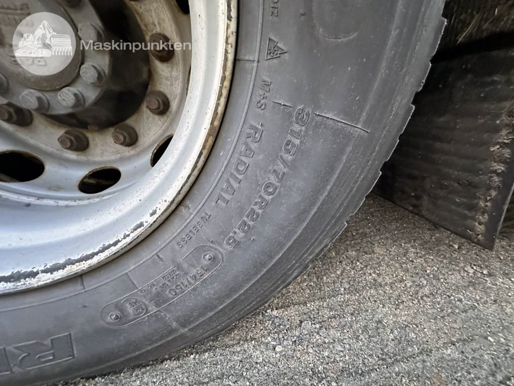 Camion porte-conteneur/ Caisse mobile DAF XF 530: photos 38