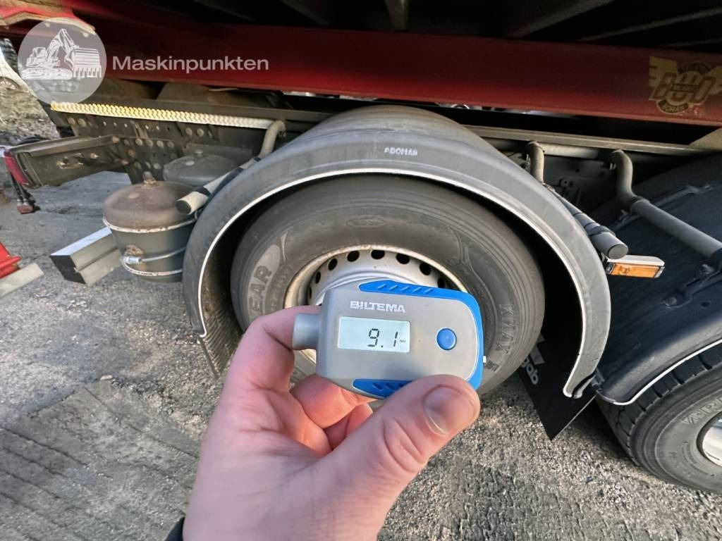 Camion porte-conteneur/ Caisse mobile DAF XF 530: photos 41