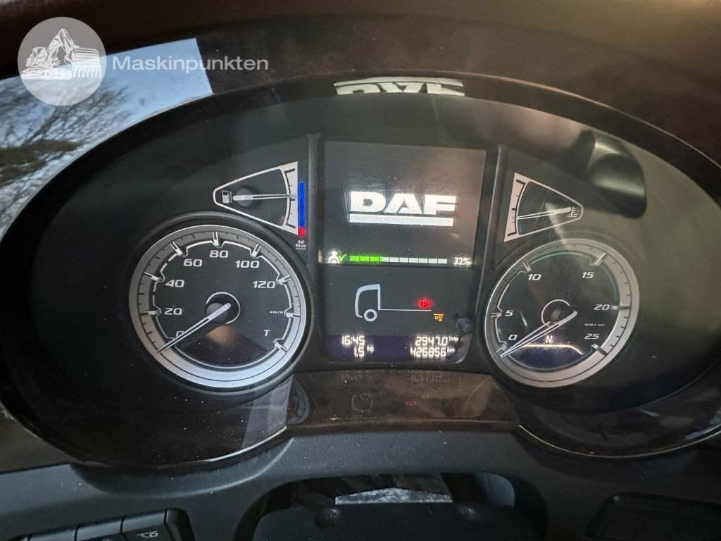 Camion porte-conteneur/ Caisse mobile DAF XF 530: photos 24