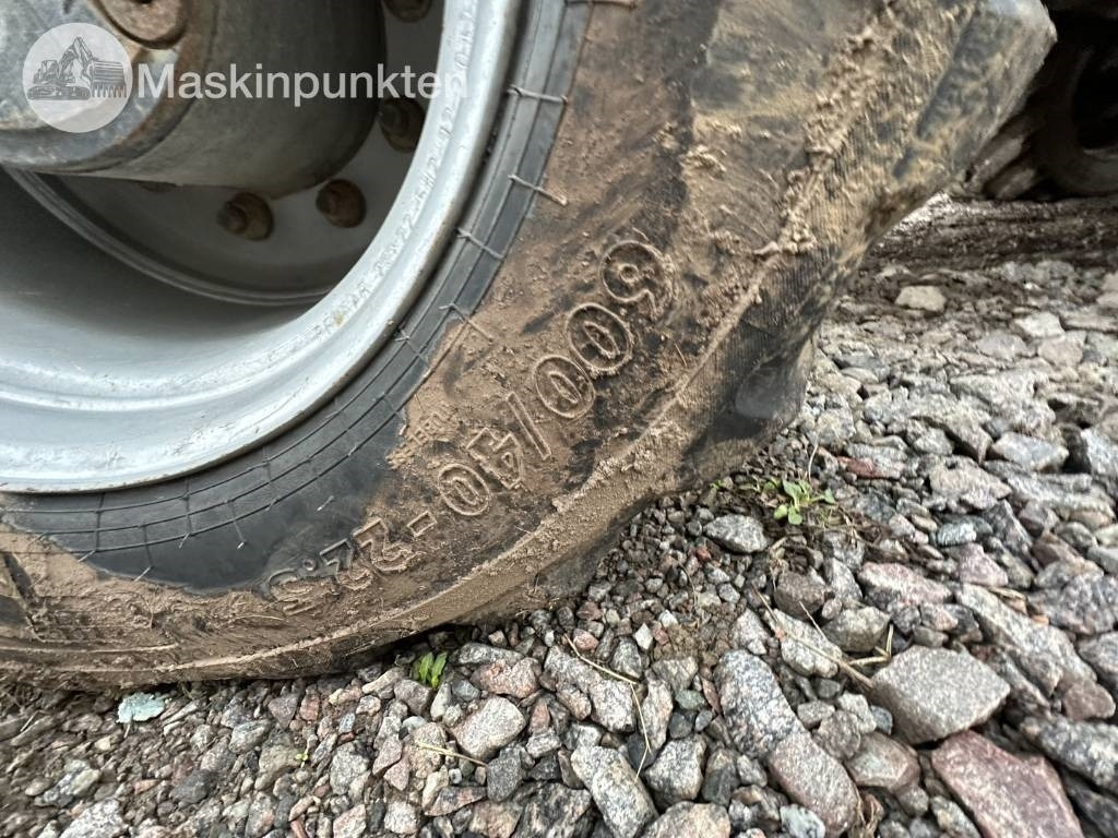 Pelle sur pneus Doosan DX 140 W med vagn och redskap: photos 28 Pelle sur pneus Doosan DX 140 W med vagn och redskap: photos 28