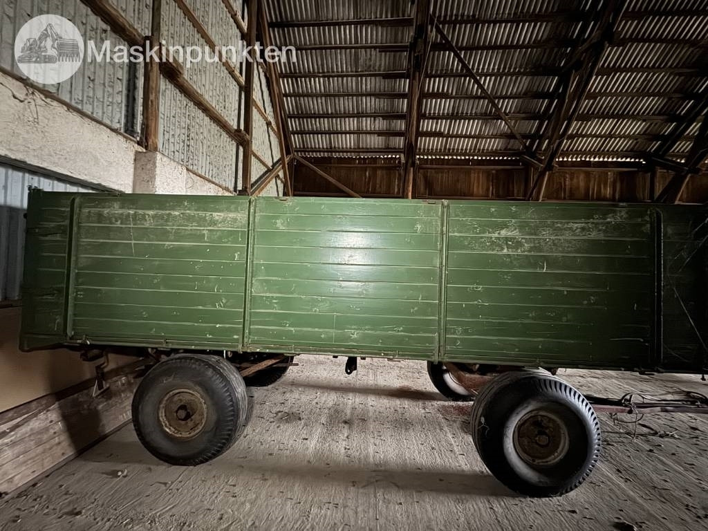 Håkantorps vagn med sidotipp - Semi-remorque benne: photos 3 Håkantorps vagn med sidotipp - Semi-remorque benne: photos 3