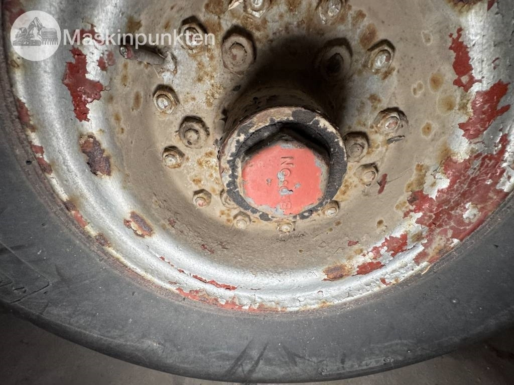 Semi-remorque benne Håkantorps vagn med sidotipp: photos 9 Semi-remorque benne Håkantorps vagn med sidotipp: photos 9