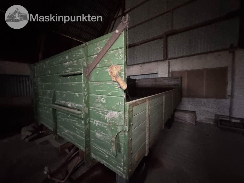 Semi-remorque benne Håkantorps vagn med sidotipp: photos 25 Semi-remorque benne Håkantorps vagn med sidotipp: photos 25