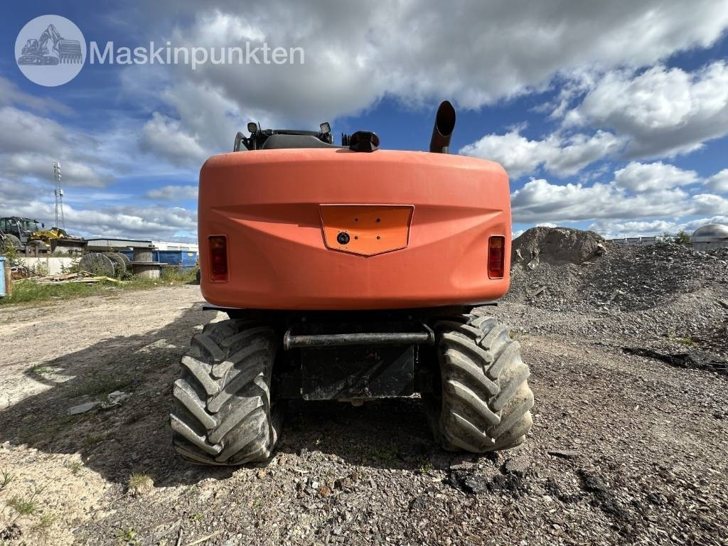 Hitachi ZX 140 W-5B  — crédit-bail Hitachi ZX 140 W-5B: photos 6