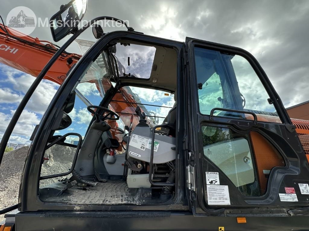 Hitachi ZX 140 W-5B  — crédit-bail Hitachi ZX 140 W-5B: photos 12