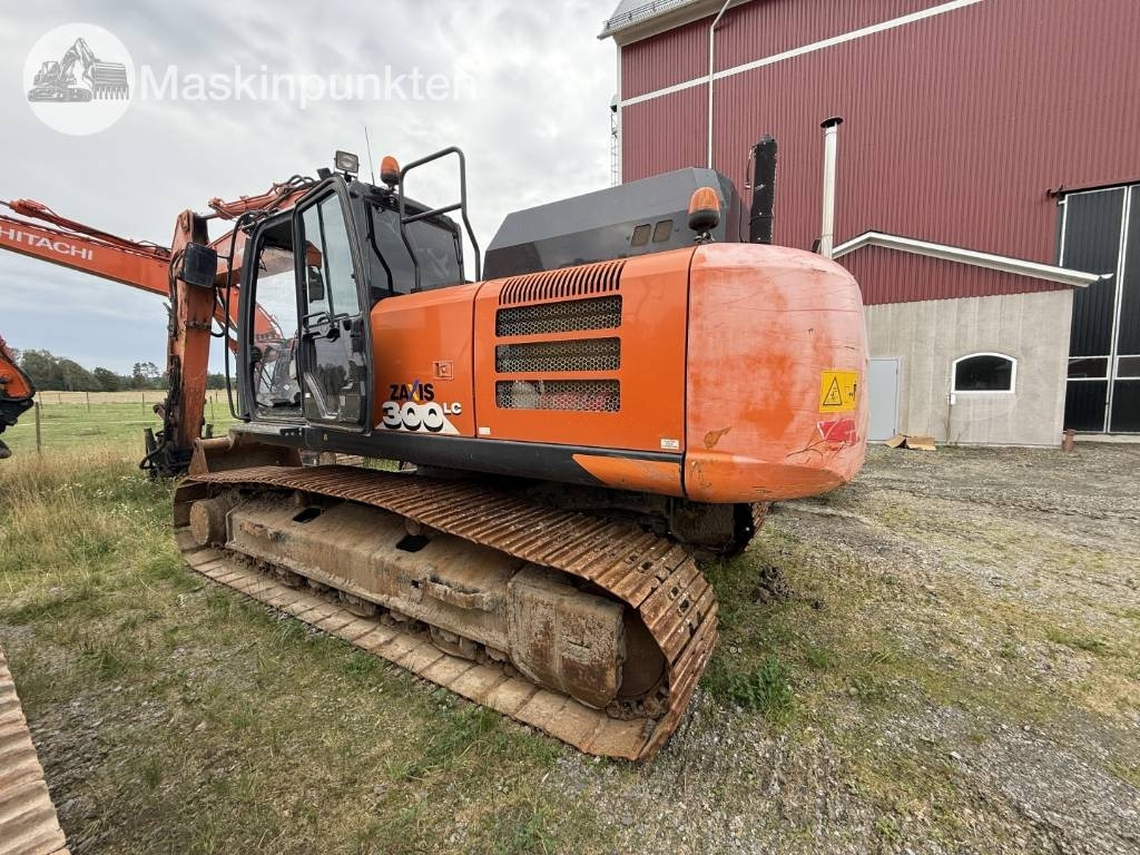 Hitachi ZX 300 LC-6 - Pelle sur chenille: photos 1 Hitachi ZX 300 LC-6 - Pelle sur chenille: photos 1