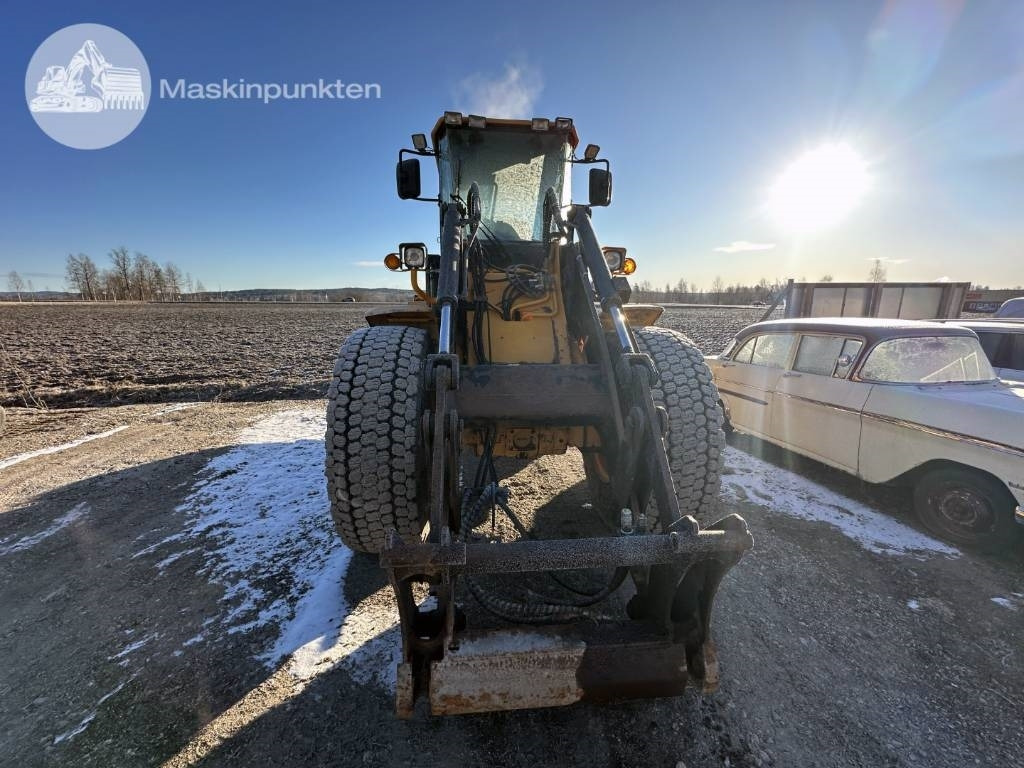 Hyundai HL 730 TM-7 - Chargeuse sur pneus: photos 5 Hyundai HL 730 TM-7 - Chargeuse sur pneus: photos 5