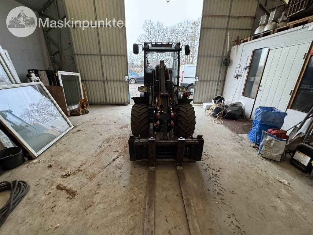 JCB 403 - Chargeuse sur pneus: photos 5 JCB 403 - Chargeuse sur pneus: photos 5