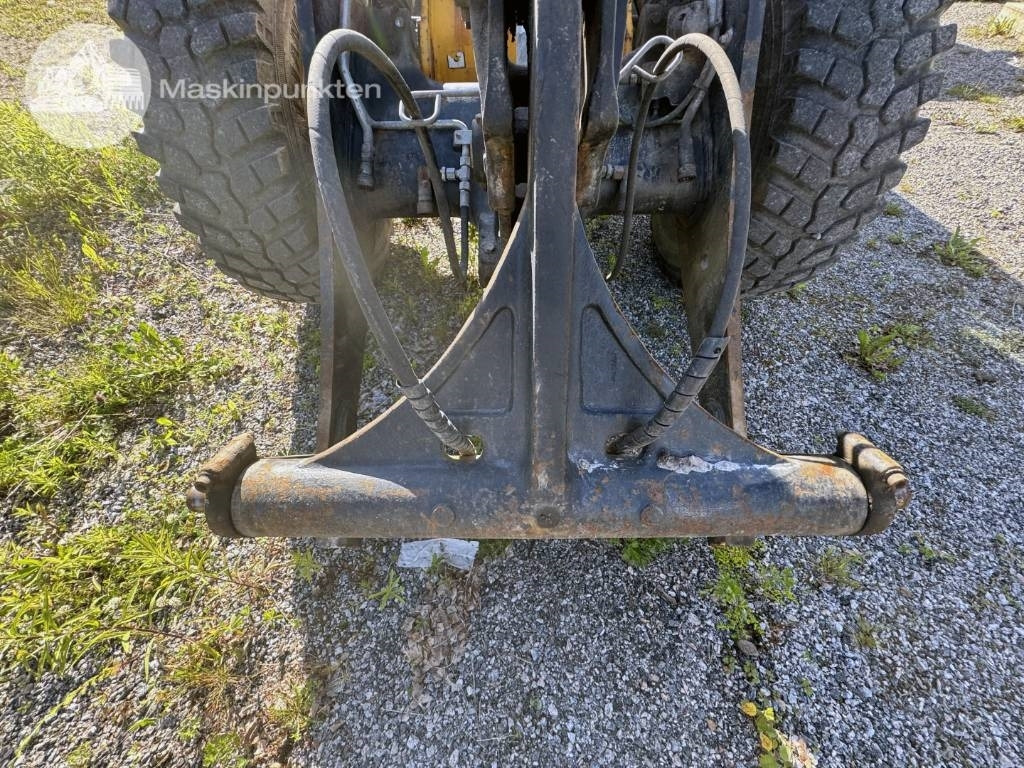 Chargeuse sur pneus JCB 413 K: photos 37 Chargeuse sur pneus JCB 413 K: photos 37