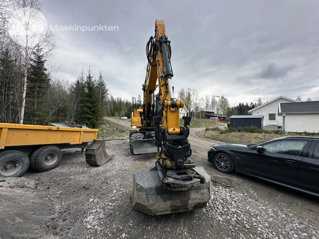 JCB JS 145 W - Pelle sur pneus: photos 3 JCB JS 145 W - Pelle sur pneus: photos 3