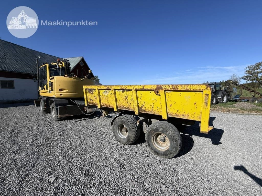 Komatsu PW 148-10 - Pelle sur pneus: photos 5 Komatsu PW 148-10 - Pelle sur pneus: photos 5