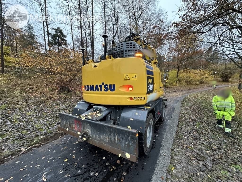 Pelle sur pneus Komatsu PW 148-11 med vagn och redskap: photos 6 Pelle sur pneus Komatsu PW 148-11 med vagn och redskap: photos 6