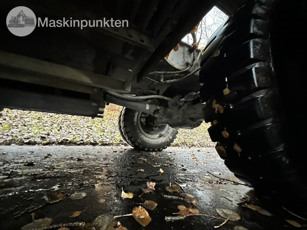 Pelle sur pneus Komatsu PW 148-11 med vagn och redskap: photos 33 Pelle sur pneus Komatsu PW 148-11 med vagn och redskap: photos 33