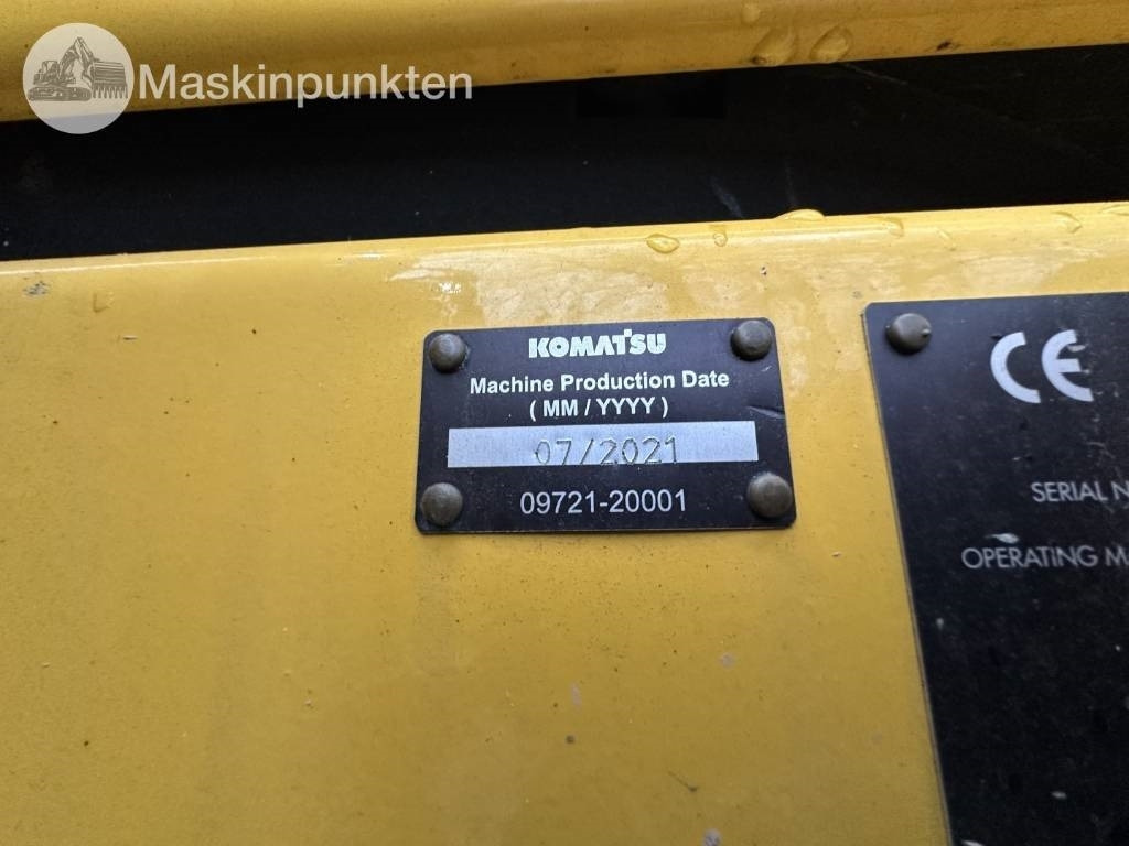 Pelle sur pneus Komatsu PW 148-11 med vagn och redskap: photos 11 Pelle sur pneus Komatsu PW 148-11 med vagn och redskap: photos 11