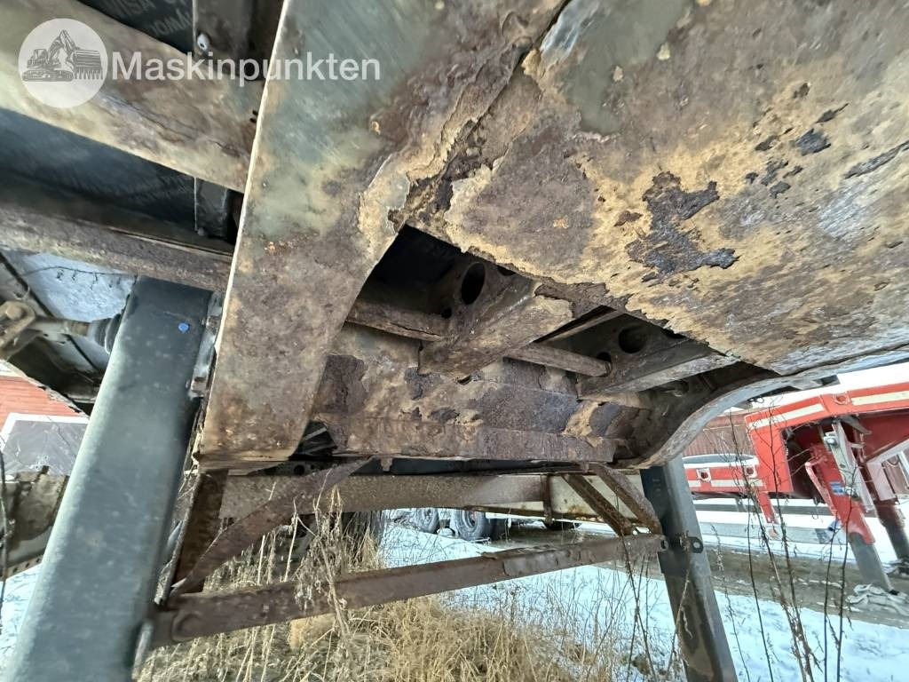 Semi-remorque plateau Krone SD flaktrailer: photos 33 Semi-remorque plateau Krone SD flaktrailer: photos 33