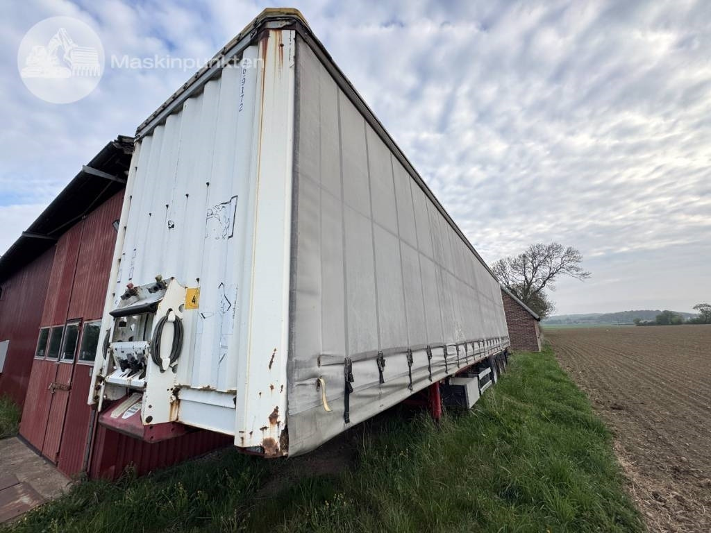 Krone SDP 27 - Semi-remorque rideaux coulissants: photos 1 Krone SDP 27 - Semi-remorque rideaux coulissants: photos 1