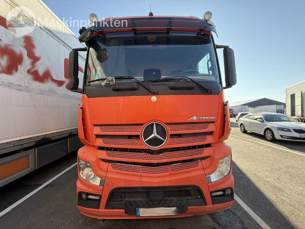 Mercedes-Benz Actros 2551 - Camion frigorifique: photos 2 Mercedes-Benz Actros 2551 - Camion frigorifique: photos 2