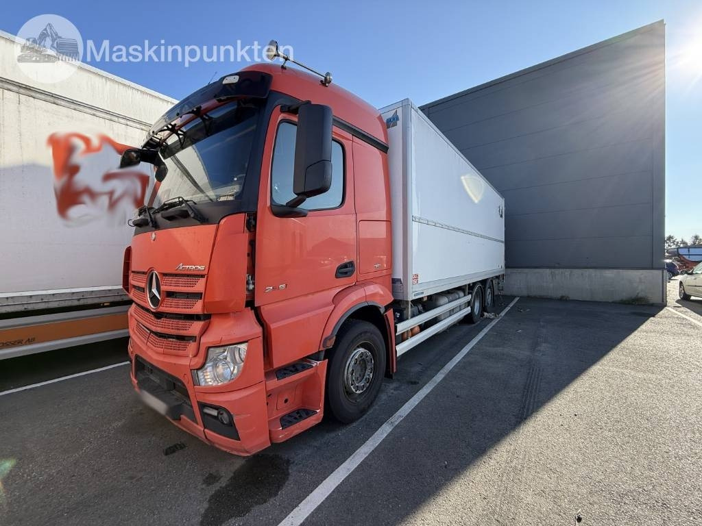 Mercedes-Benz Actros 2551 - Camion frigorifique: photos 1 Mercedes-Benz Actros 2551 - Camion frigorifique: photos 1