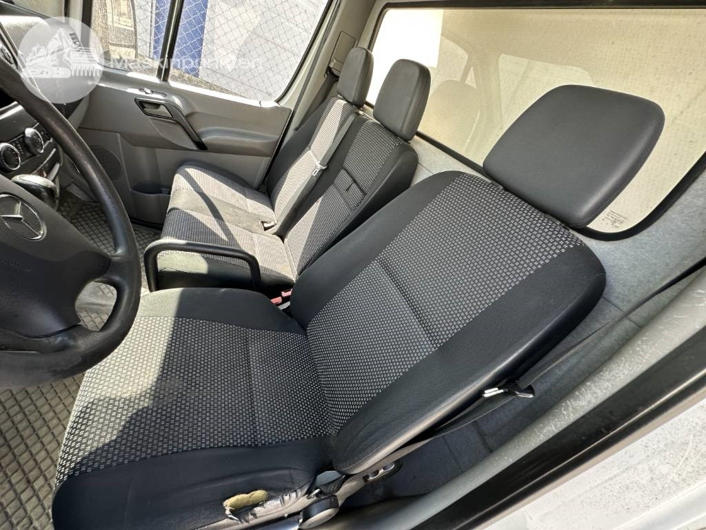Fourgon grand volume Mercedes-Benz Sprinter 315 CDI: photos 17