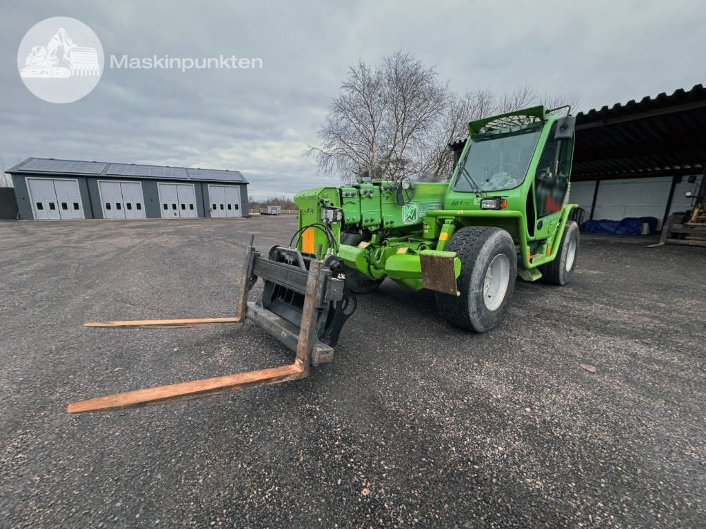 Merlo 40.17 - Chargeuse sur pneus télescopique: photos 1 Merlo 40.17 - Chargeuse sur pneus télescopique: photos 1