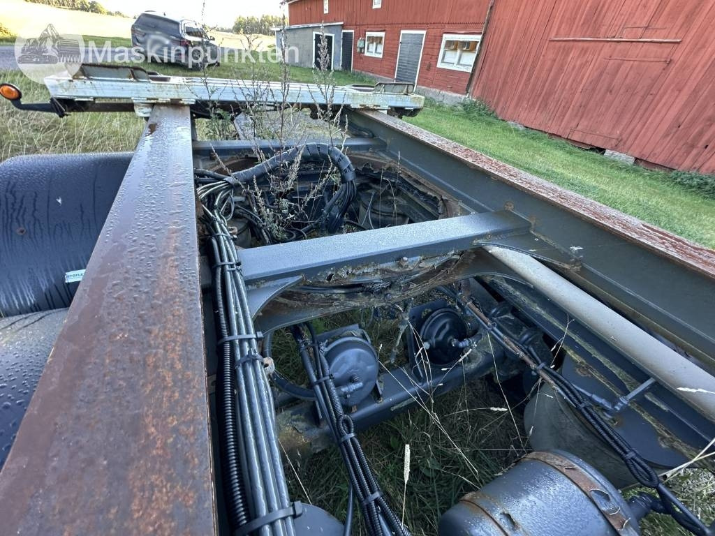 Mjölbysläpet SFL4-12,5-3 - Remorque ampliroll/ Multibenne: photos 1 Mjölbysläpet SFL4-12,5-3 - Remorque ampliroll/ Multibenne: photos 1