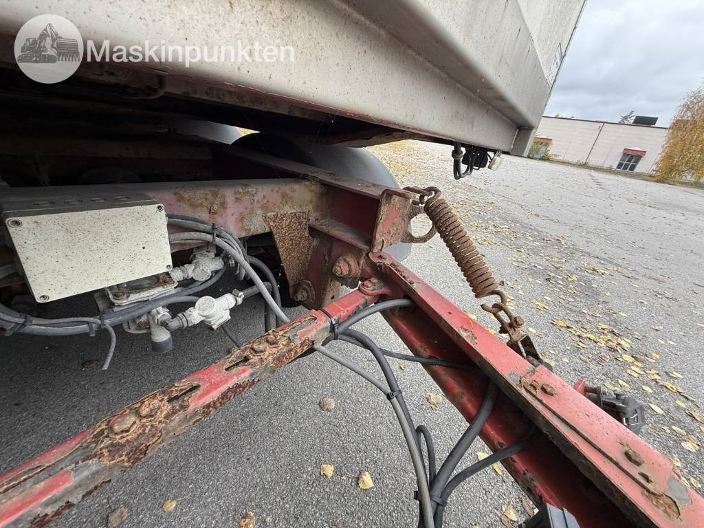 NTM UTP-29/39L-4  — crédit-bail NTM UTP-29/39L-4: photos 12