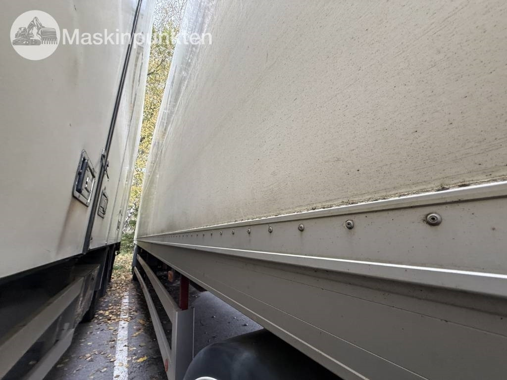 NTM UTP-29/39L-4  — crédit-bail NTM UTP-29/39L-4: photos 39