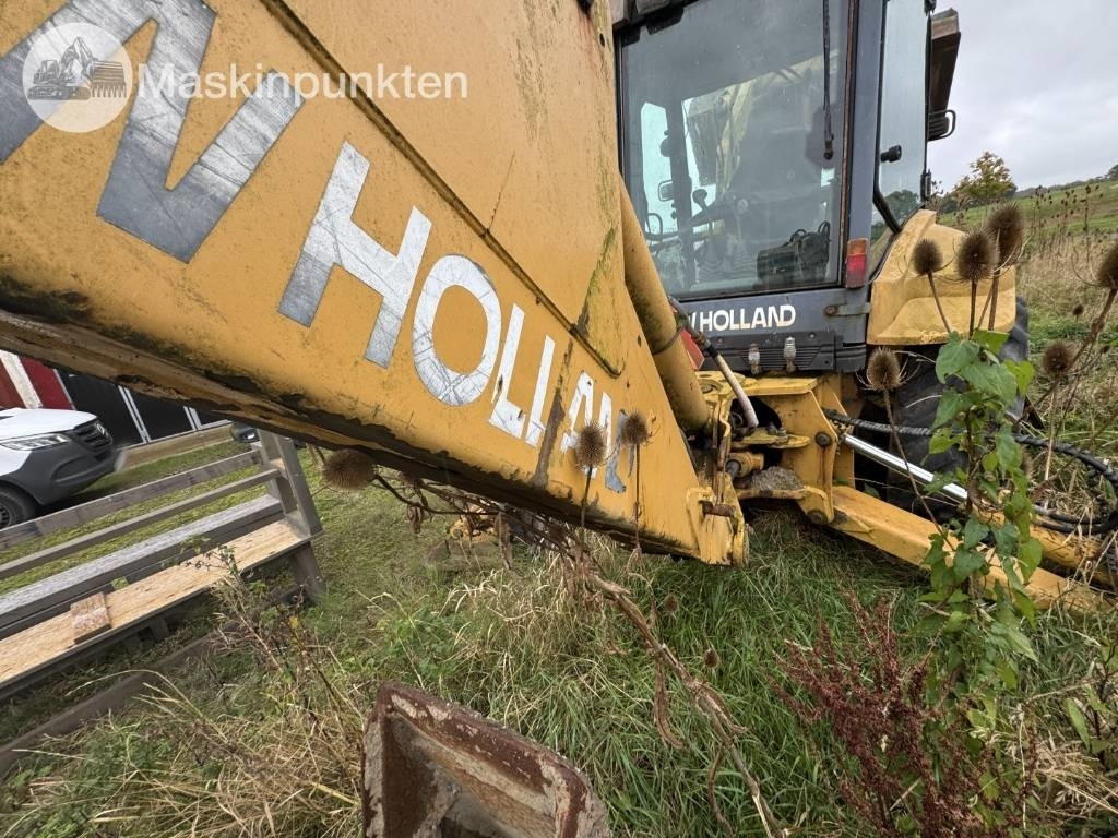 Tractopelle New Holland LB 115: photos 33 Tractopelle New Holland LB 115: photos 33