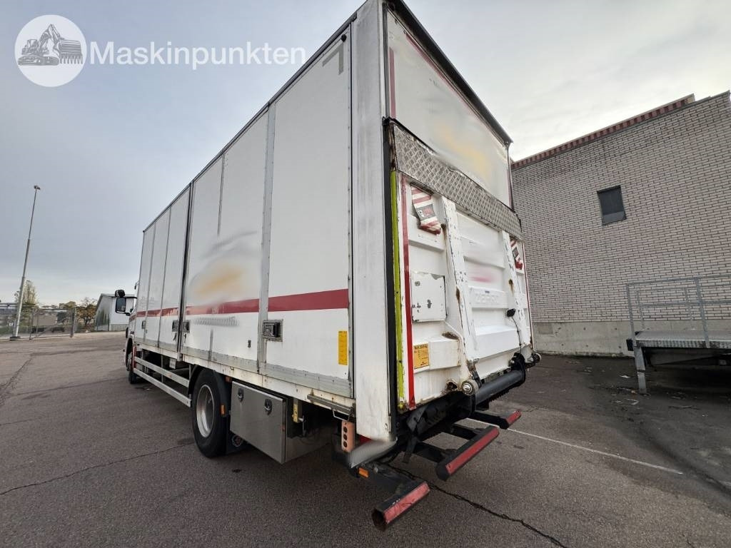 Scania P 320 - Camion fourgon: photos 2 Scania P 320 - Camion fourgon: photos 2