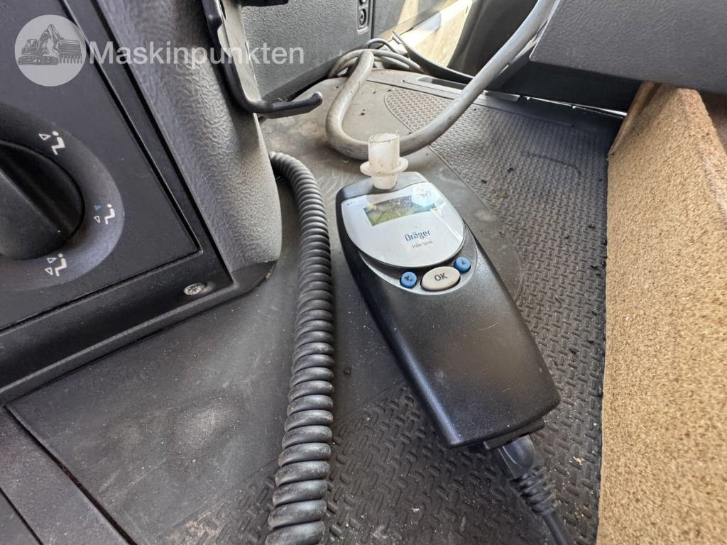 Benne à ordures ménagères Scania P 420 GB: photos 44 Benne à ordures ménagères Scania P 420 GB: photos 44