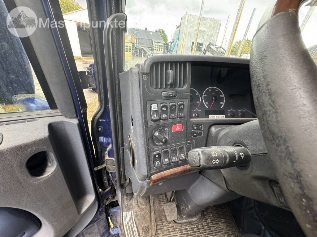 Camion fourgon Scania R 420 LB: photos 33 Camion fourgon Scania R 420 LB: photos 33