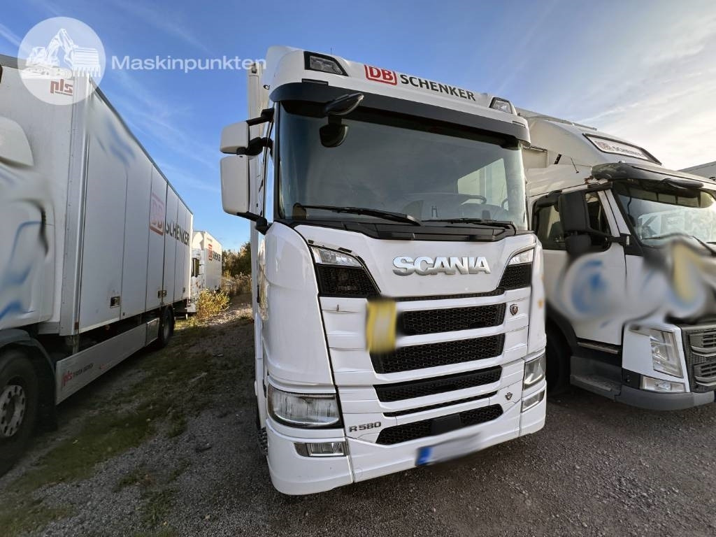 Scania R 580 - Camion fourgon: photos 3 Scania R 580 - Camion fourgon: photos 3
