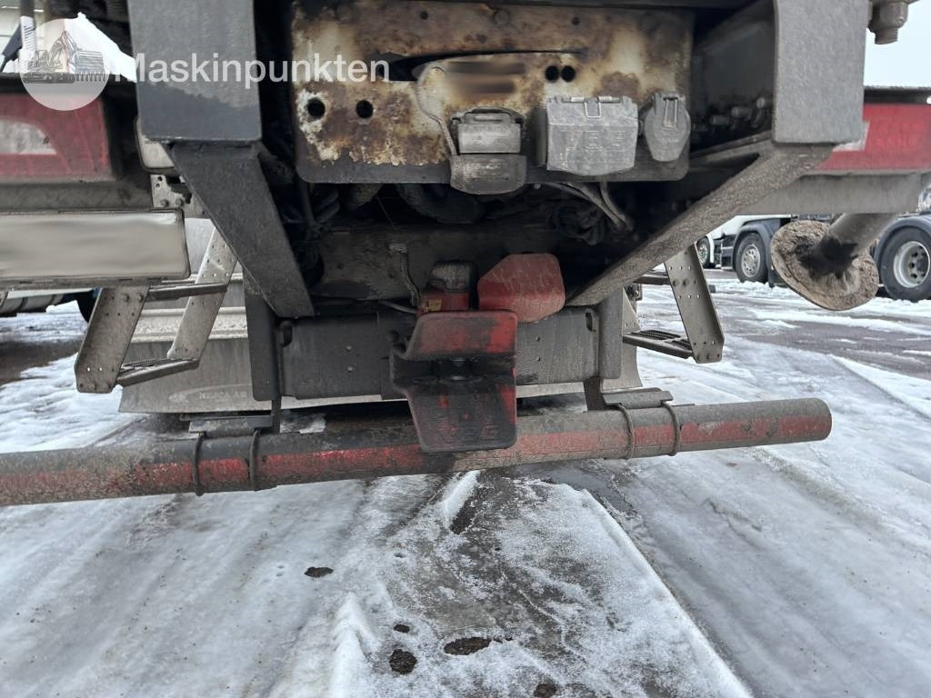 Scania R 580 timmerbil med kran  — crédit-bail Scania R 580 timmerbil med kran: photos 40