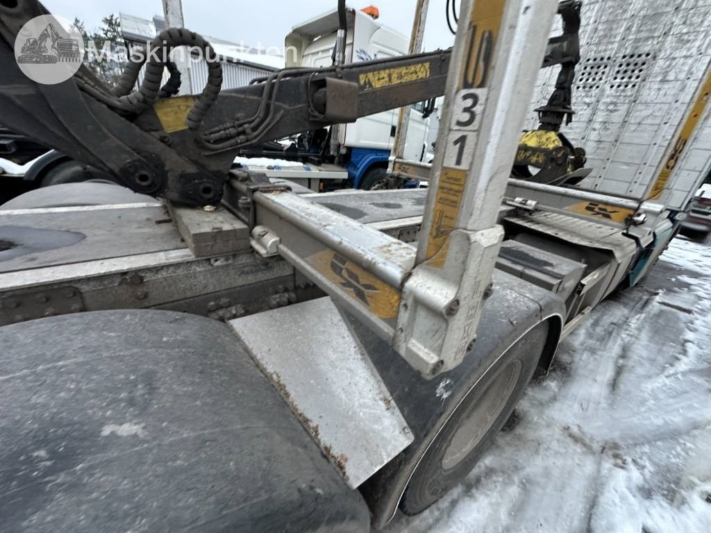 Scania R 580 timmerbil med kran  — crédit-bail Scania R 580 timmerbil med kran: photos 18