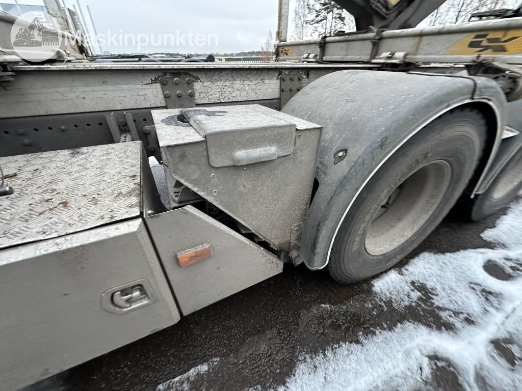 Scania R 580 timmerbil med kran  — crédit-bail Scania R 580 timmerbil med kran: photos 11