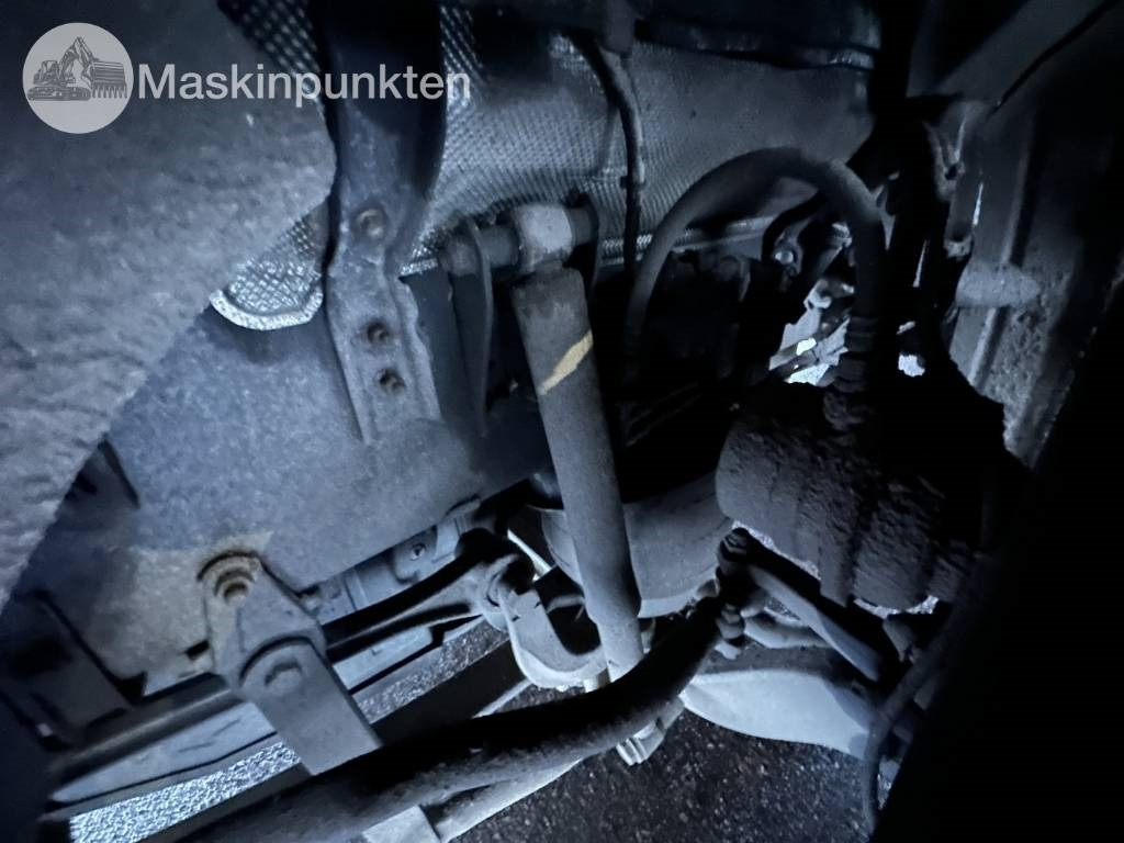 Scania R 580 timmerbil med kran  — crédit-bail Scania R 580 timmerbil med kran: photos 9