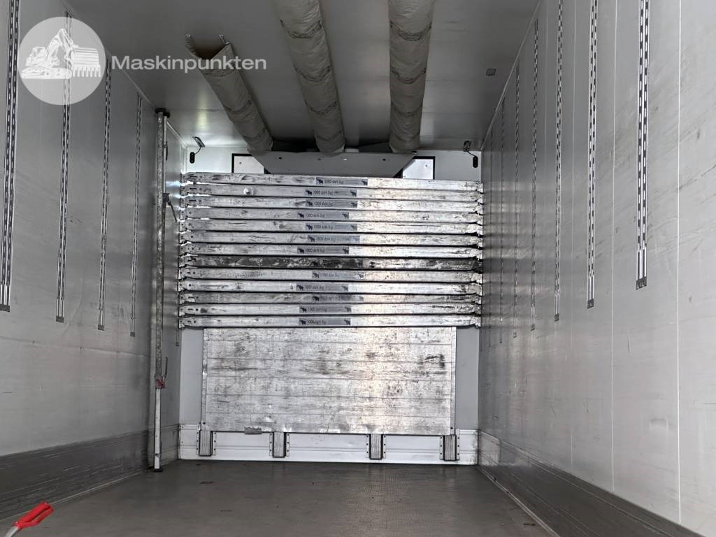 Semi-remorque frigorifique Schmitz Cargobull SKO 24: photos 39