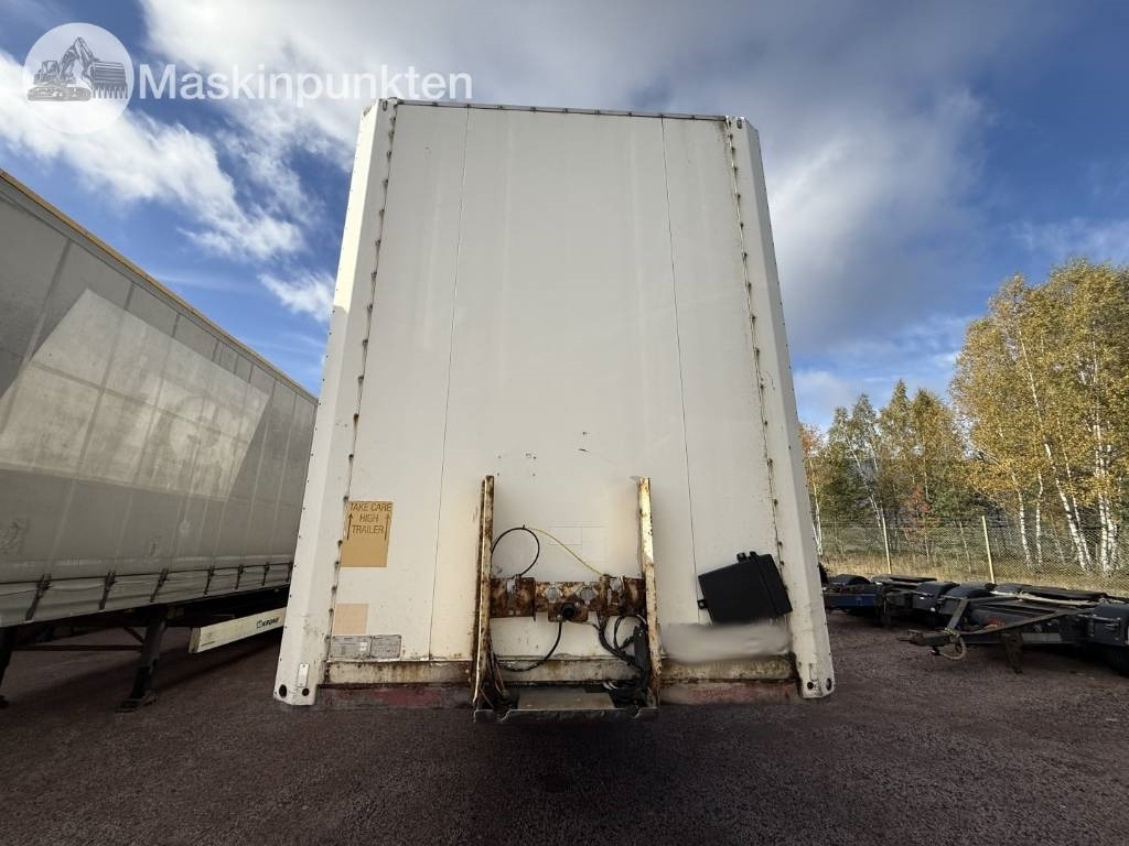 Schmitz SKO 24 - Semi-remorque fourgon: photos 2 Schmitz SKO 24 - Semi-remorque fourgon: photos 2