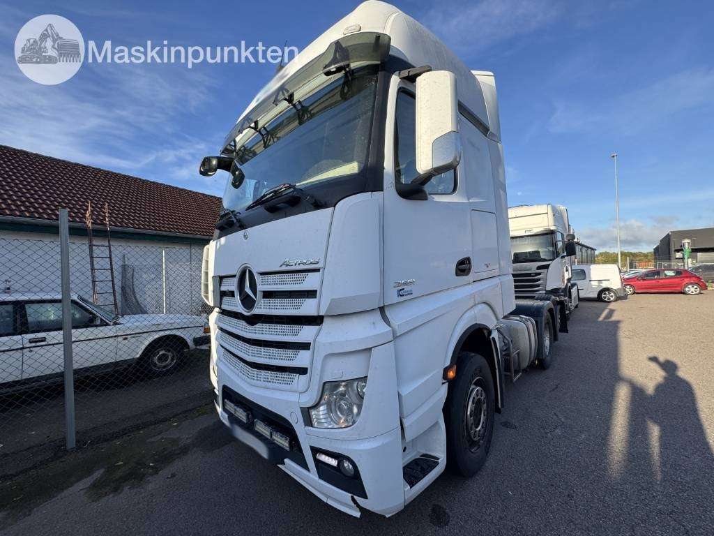 Mercedes-Benz Actros 963-4-C - Tracteur routier: photos 1 Mercedes-Benz Actros 963-4-C - Tracteur routier: photos 1
