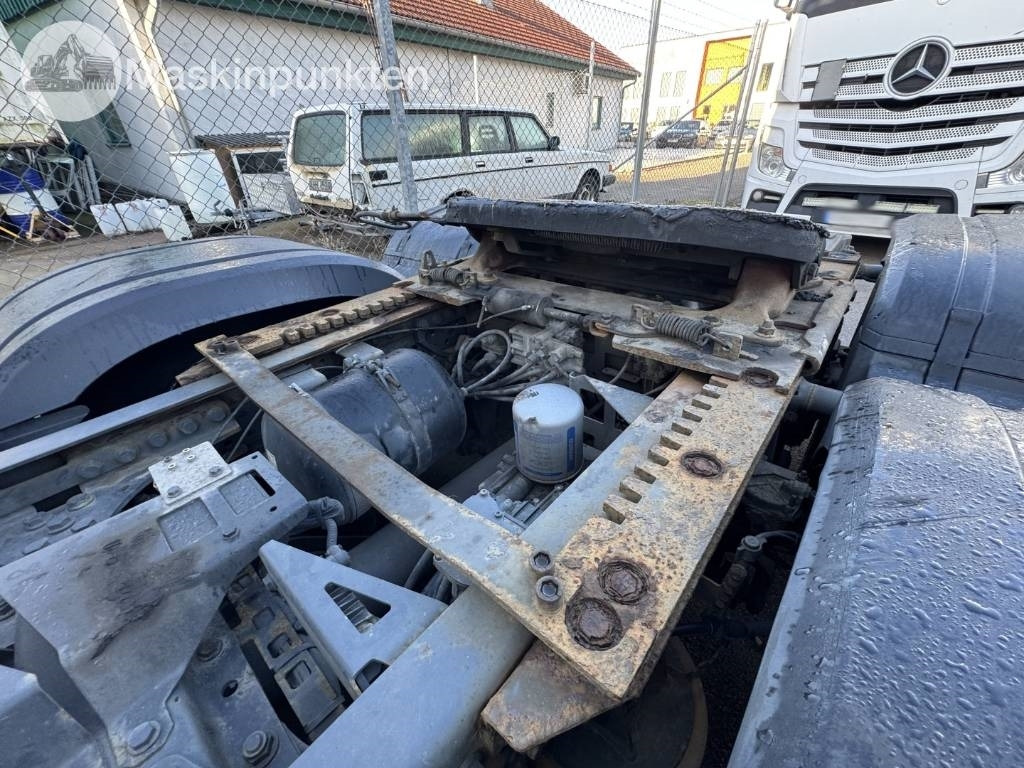 Tracteur routier Mercedes-Benz Actros 963-4-D: photos 10