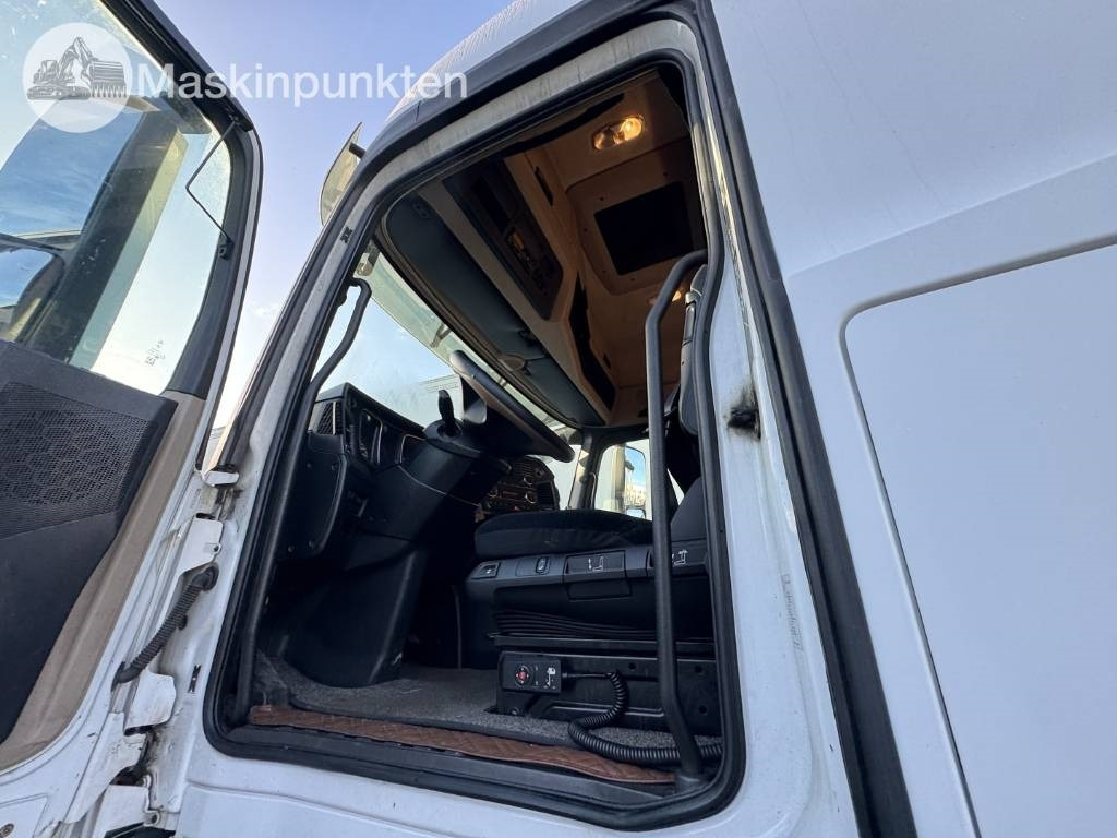 Tracteur routier Mercedes-Benz Actros 963-4-D: photos 36