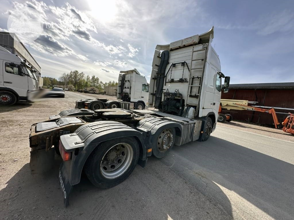 Volvo FH 460 - Tracteur routier: photos 5 Volvo FH 460 - Tracteur routier: photos 5