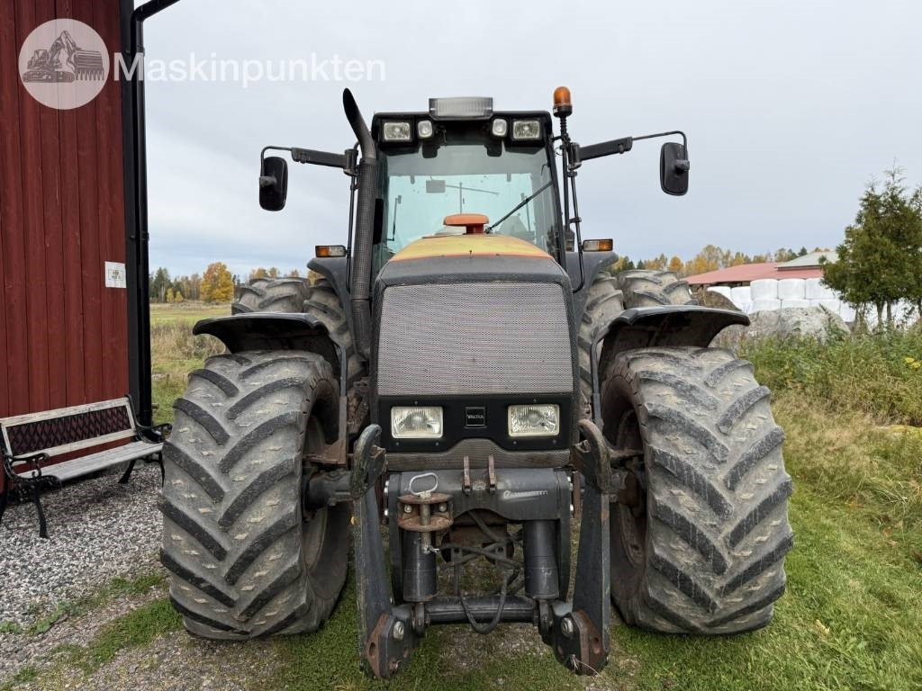 Valtra Valmet 8350-4 - Tracteur agricole: photos 2 Valtra Valmet 8350-4 - Tracteur agricole: photos 2
