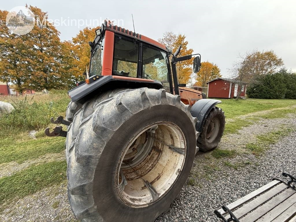 Valtra Valmet 8350-4 - Tracteur agricole: photos 5 Valtra Valmet 8350-4 - Tracteur agricole: photos 5