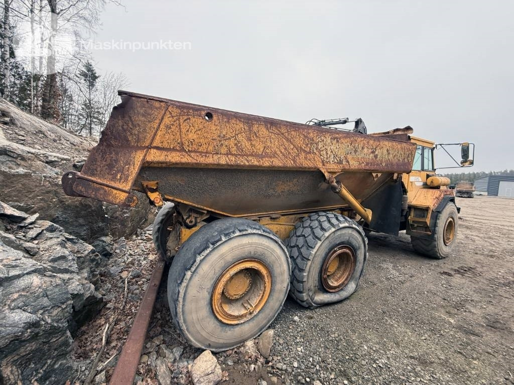 Volvo A 25 C - Tombereau articulé: photos 5 Volvo A 25 C - Tombereau articulé: photos 5